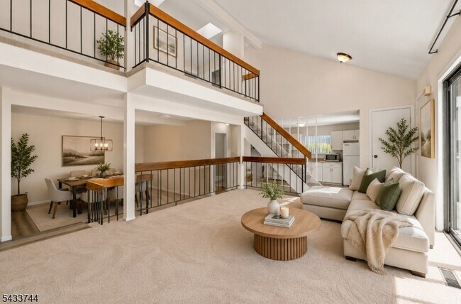 Foto del edificio - 30 Chestnut Ct