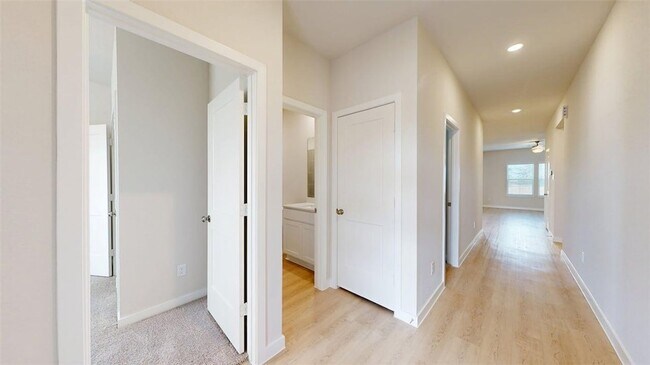 Foto del edificio - 4525 Wisenbaker Wy