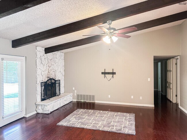 Foto del edificio - 4615 El Capitan Dr