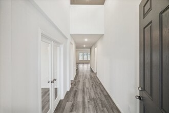 Building Photo - 3018 Myrtle Bch Ln