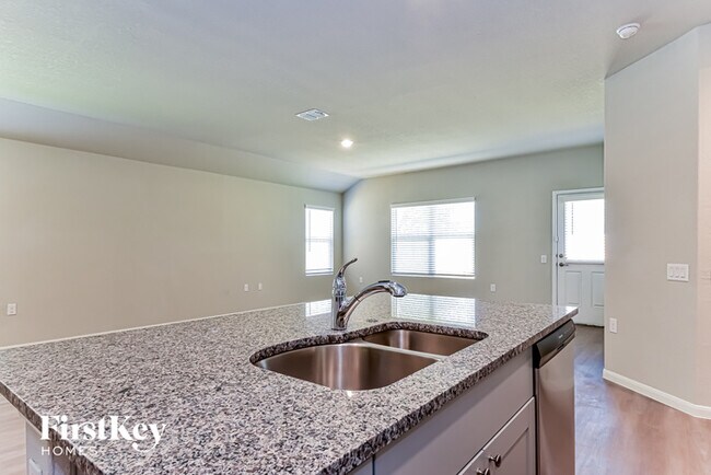 Building Photo - 4439 Meadowland Pl