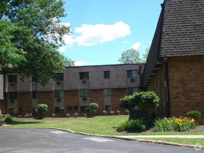 Peppertree Apartments - Peppertree