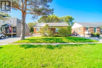 Building Photo - 82 Admiral Rd