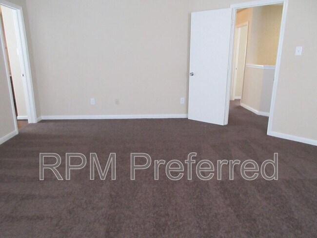 Foto del edificio - 18118 Tawnas Way Ln