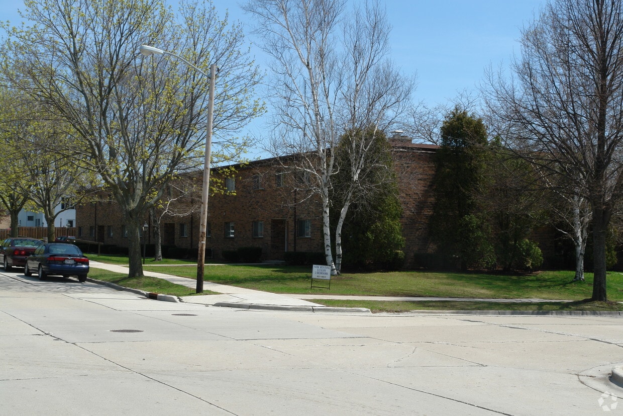 Pheasant Run Apartments - Koosa 42 LLC