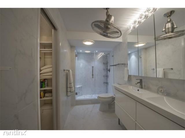 Building Photo - 931 Gardenia Dr