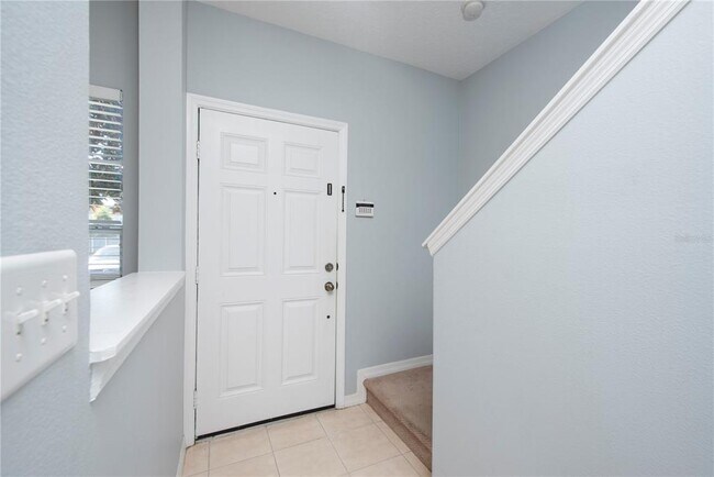 Foto del edificio - 9313 Jasmine Flower Ln