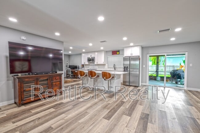 Photo - 3101 Carriage Dr House