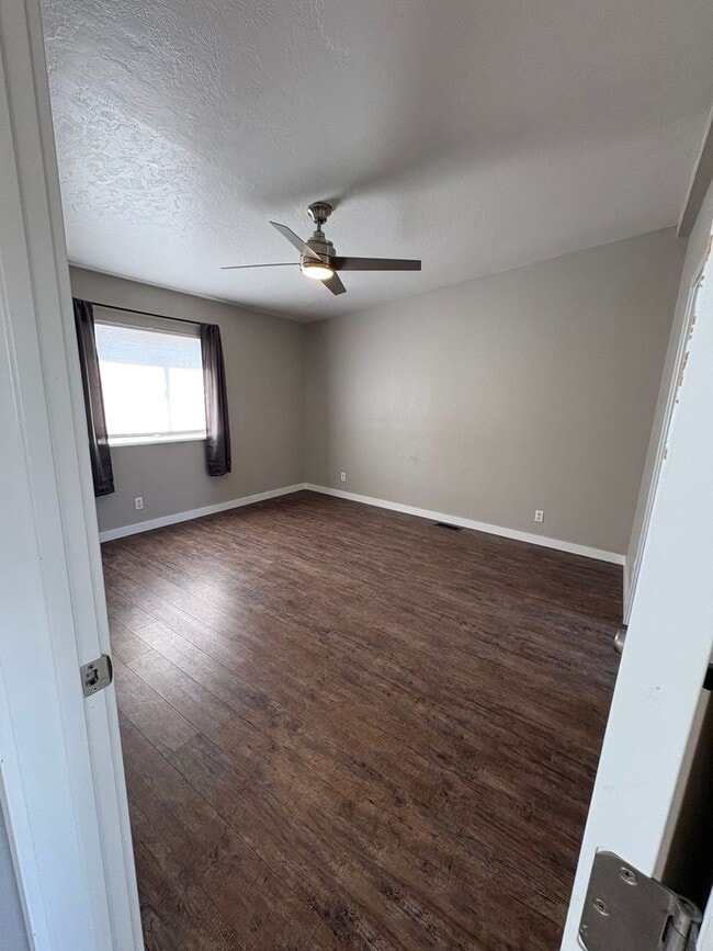 Building Photo - 13477 Rd 13 NW