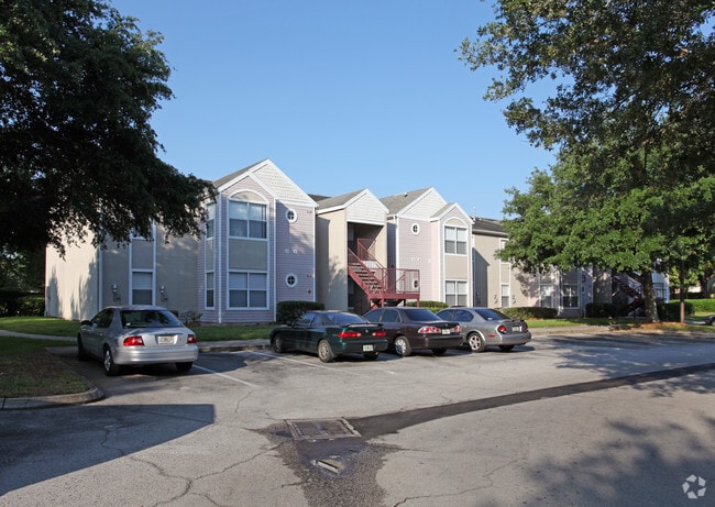Building Photo - Raven Crossings Apartments