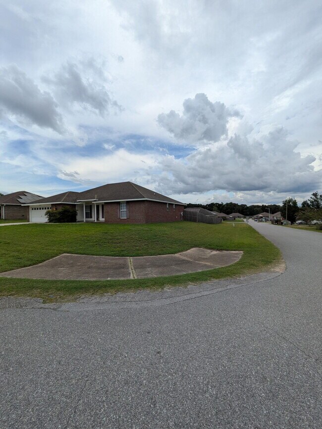 Building Photo - 5211 Moore Loop