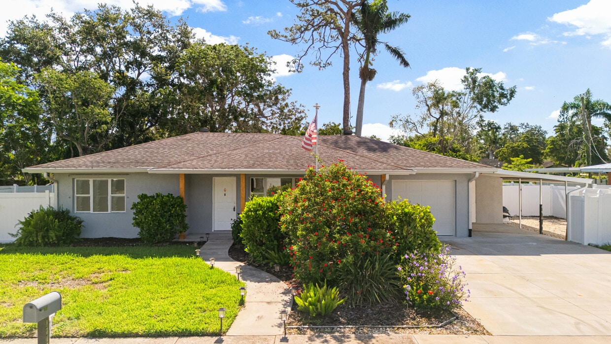 Photo - 101 24th St NE (Bradenton, FL)