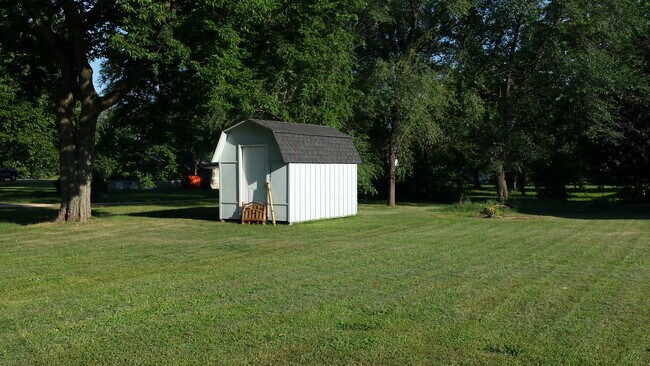 Storage Shed - 1323 N 3rd St Townhome
