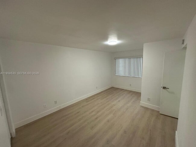 Foto del edificio - 9166 W Atlantic Blvd