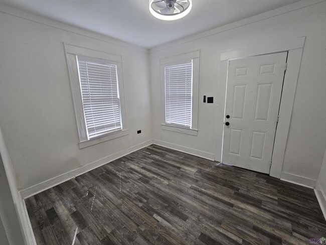 Photo - 2920 Sherwood St House