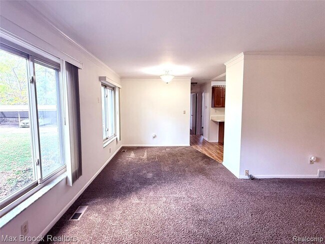 Foto del edificio - 1245 Derby Rd