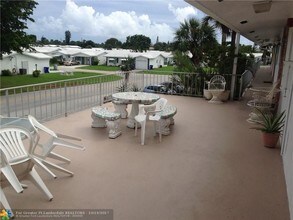 Building Photo - 2851 E Golf Blvd