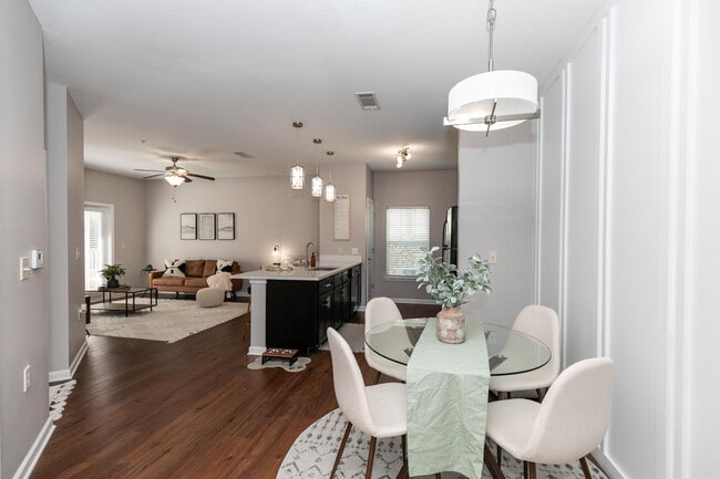 Building Photo - 701 Thomaston Crossing