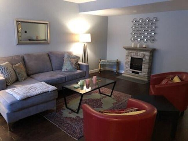Foto del edificio - 3 Bedroom/3.5 Bathroom home in Murray
