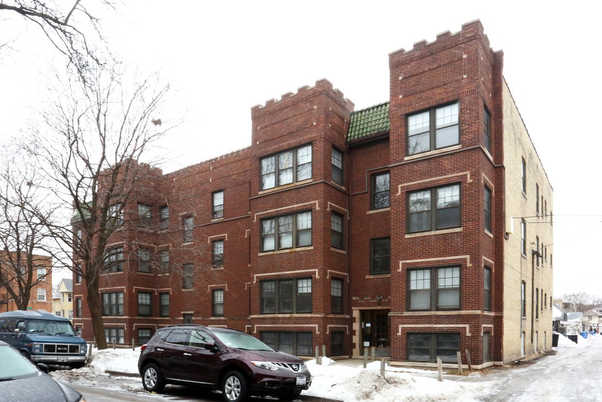 Building Photo - 4501 N Kimball Ave