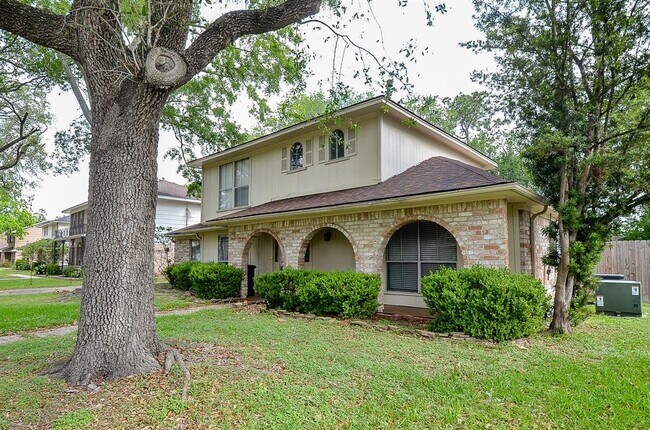 Foto del edificio - 14106 Locke Ln