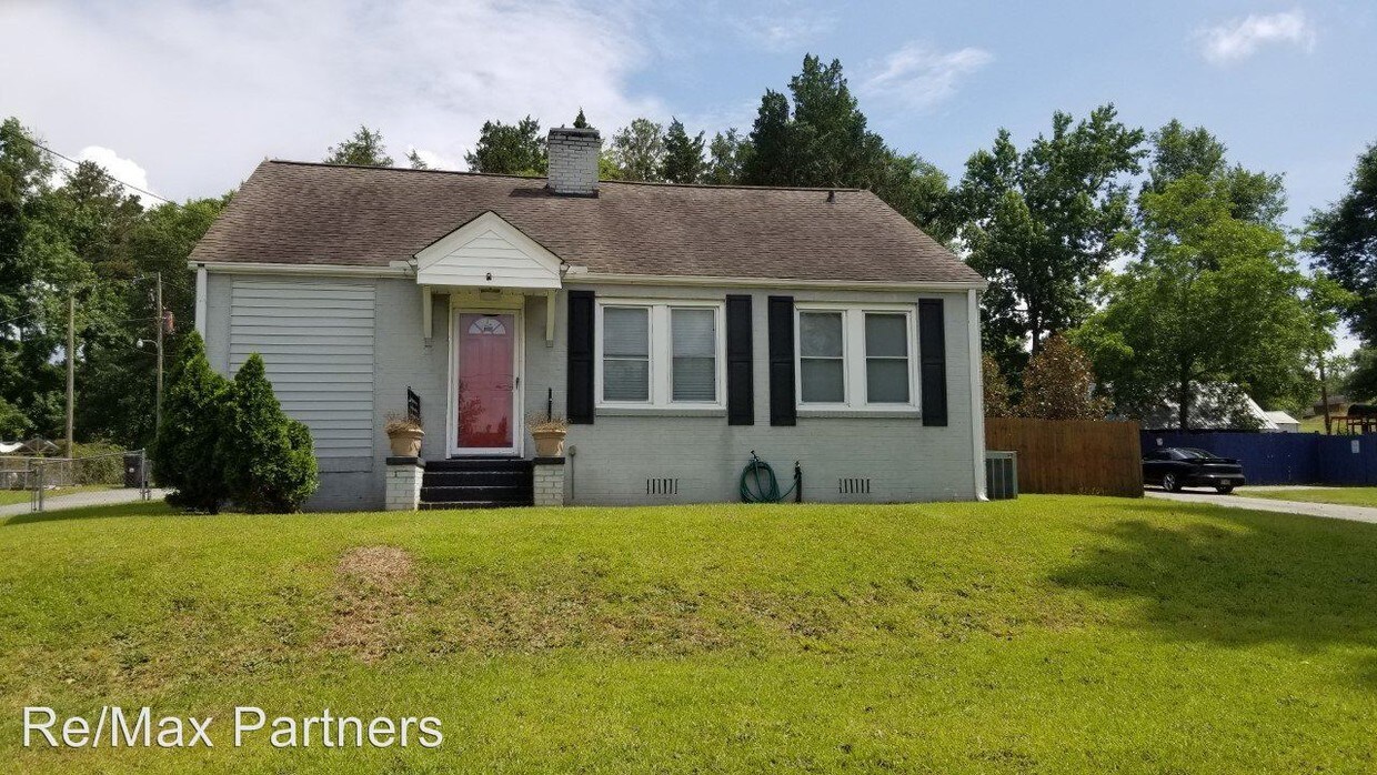 Foto principal - 2 br, 1 bath House - 3352 Milledgeville Road
