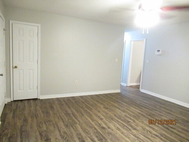 Building Photo - 6040 Acton Rd