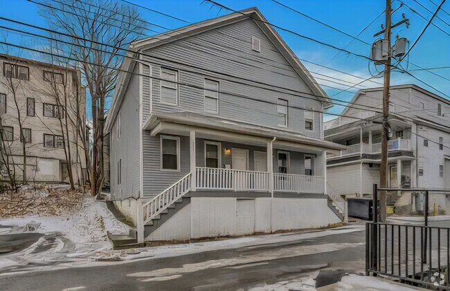Building Photo - 609 Moir Ct