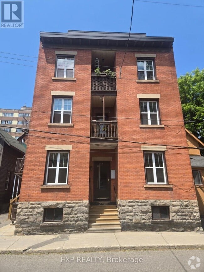 Building Photo - 453-453 Lewis St