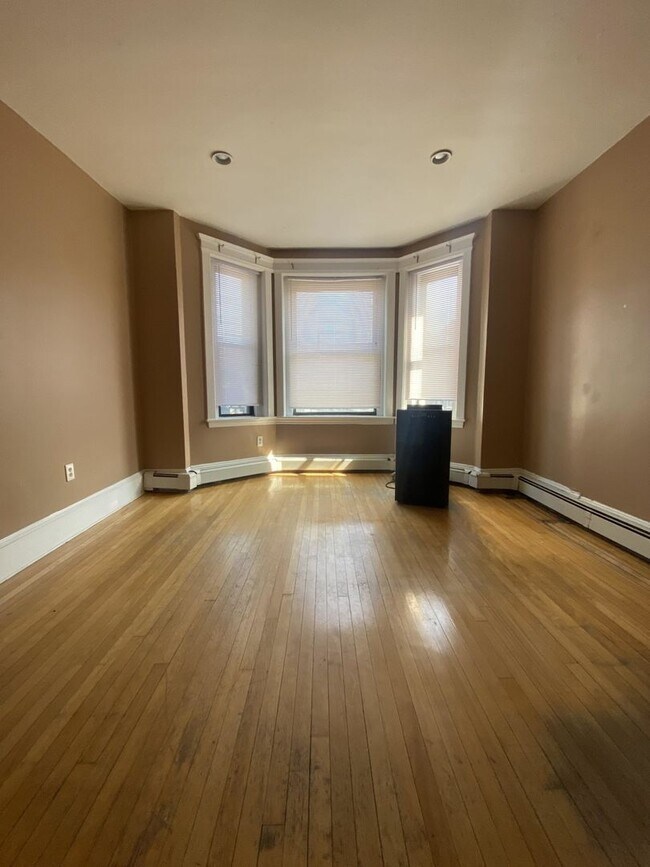 Foto del edificio - 183 Harvard Ave