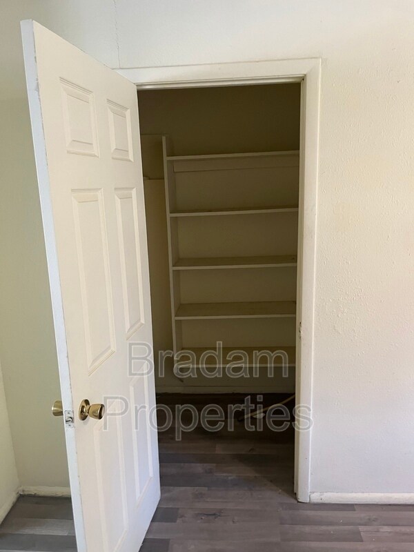 Foto del edificio - 1150 S 73rd E Ave