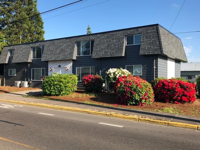 Foto del edificio - 620 Queen Ave SE