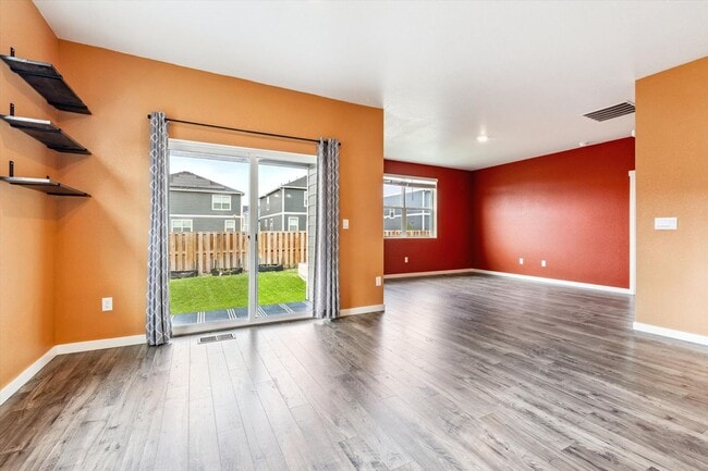 Building Photo - Fantastic 4-Bed, 2-Bath Ranch Style Home i...