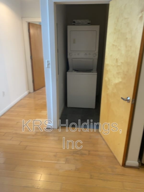 Photo - 1011 W Marshall St House