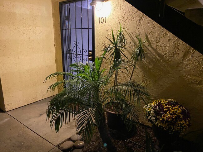 Foto del edificio - 9939 Erma Rd