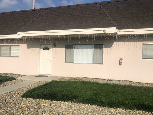 Front Door - 1624 W Caldwell Ave
