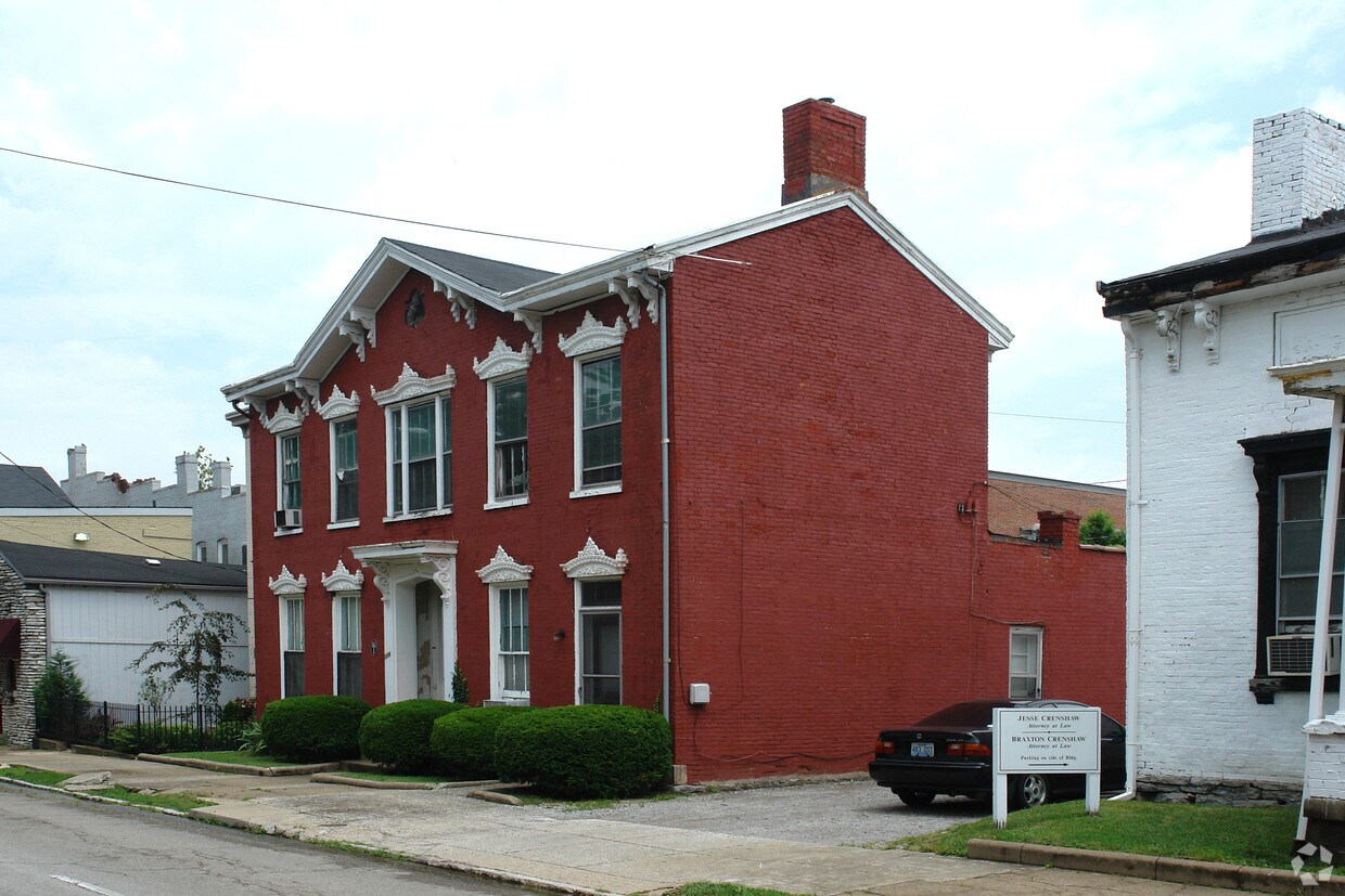Primary Photo - 115 Constitution St