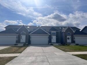 Foto principal - 3103 W 82nd Pl