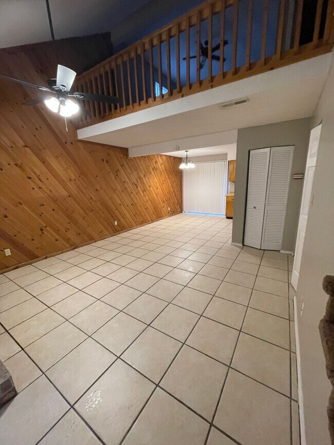 Foto del edificio - 3407 Maple Creek Ln