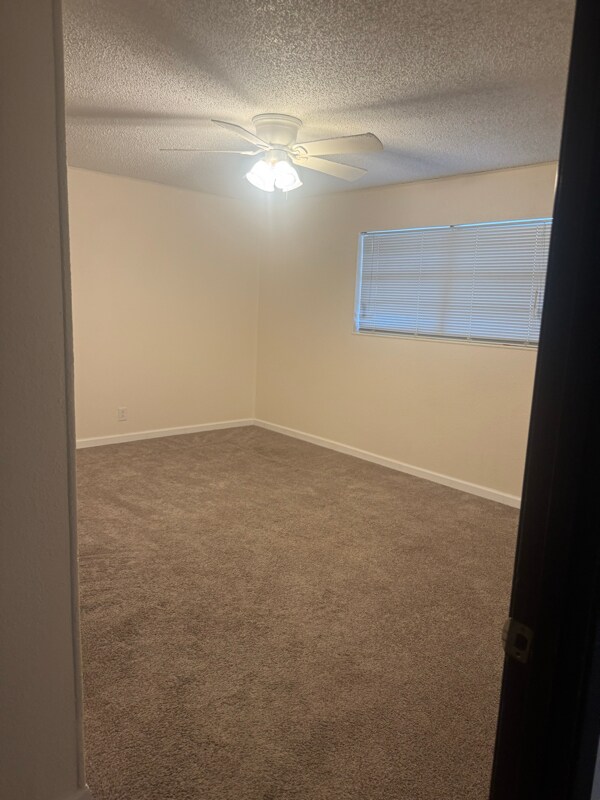 Foto del edificio - 110 Farm to Market 82