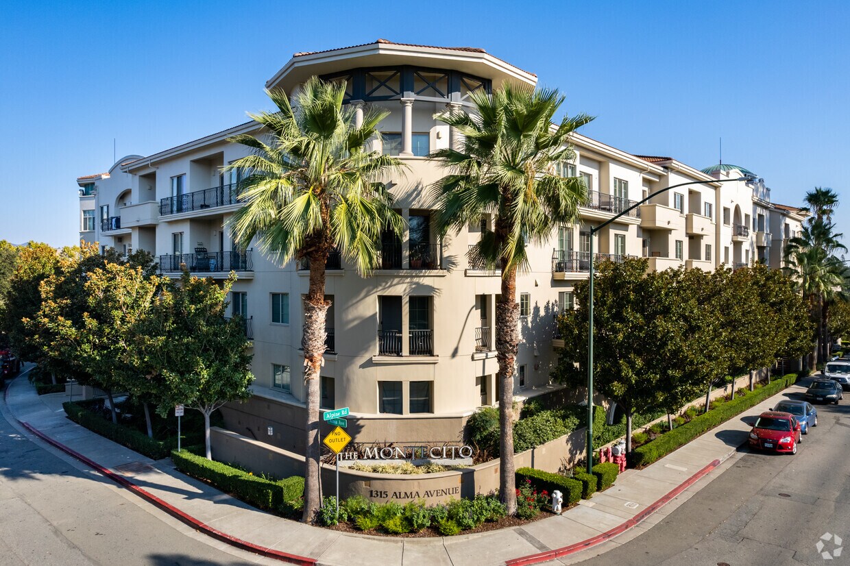 The Montecito Condominiums Apartments in Walnut Creek, CA