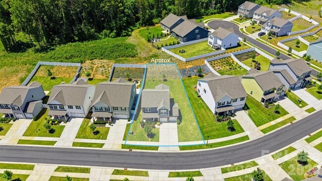 Building Photo - 5041 Mooreland Oaks Way