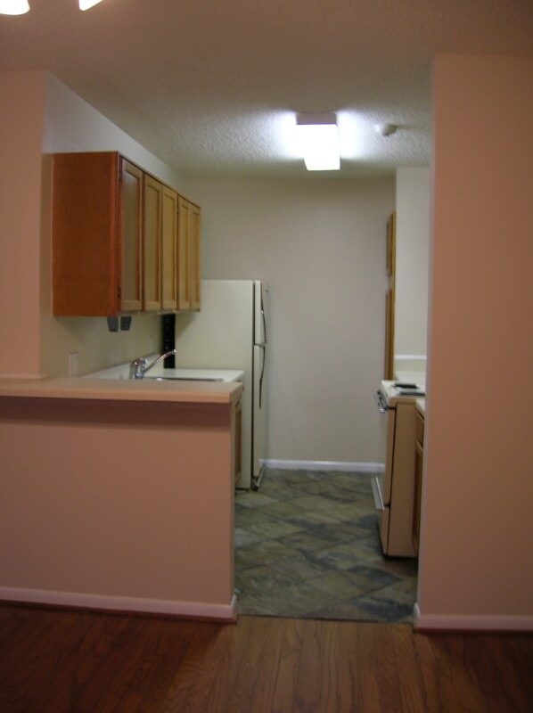 Building Photo - 7 Blue Fox Ct