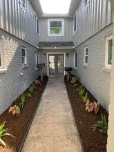 Building Photo - 8714 Ilona Ln