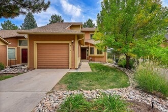 Building Photo - 325 Autumn Ridge Cir