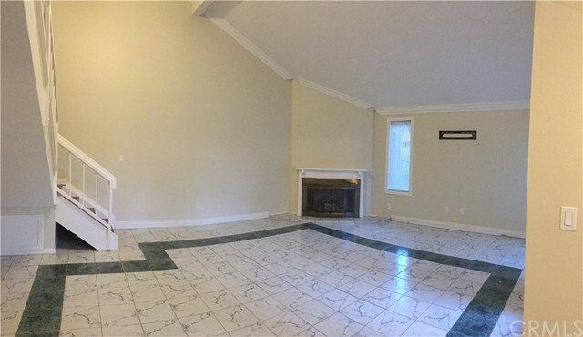 Building Photo - 2521 Sunflower Ave