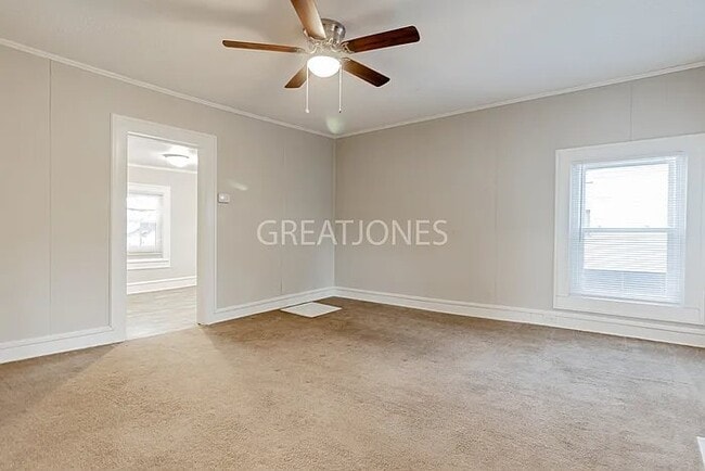 Building Photo - 204 Woodside Ave