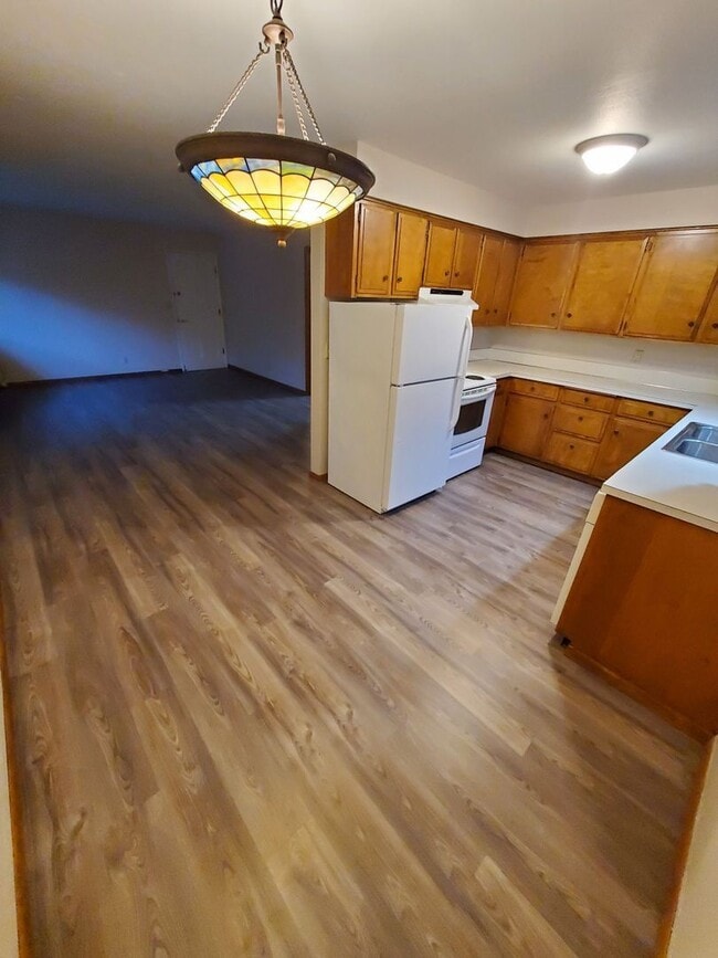 Foto del edificio - 1359 Fir St S