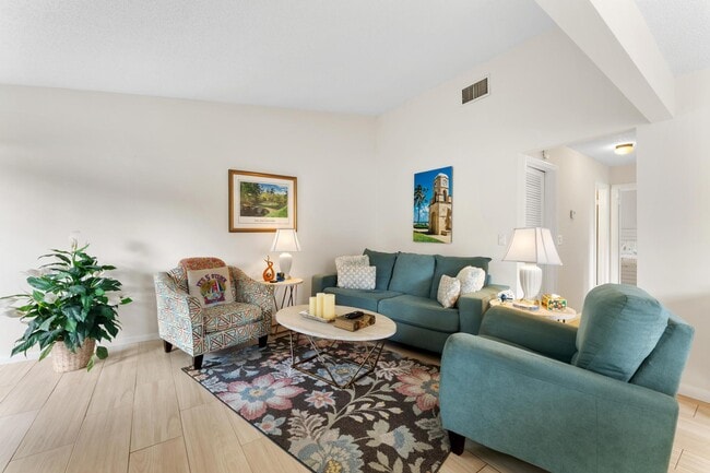 Foto del edificio - 5312 Bosque Ln