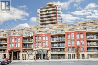 Building Photo - 900 Mt Pleasant Rd